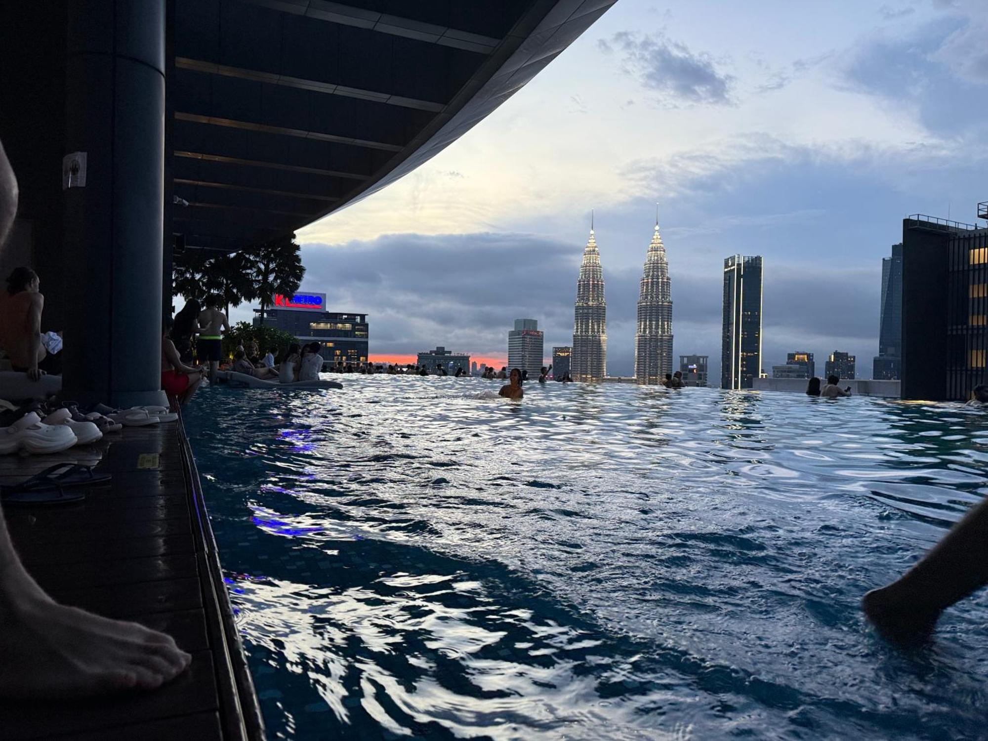 Eaton Residences Klcc By Armanee Kuala Lumpur