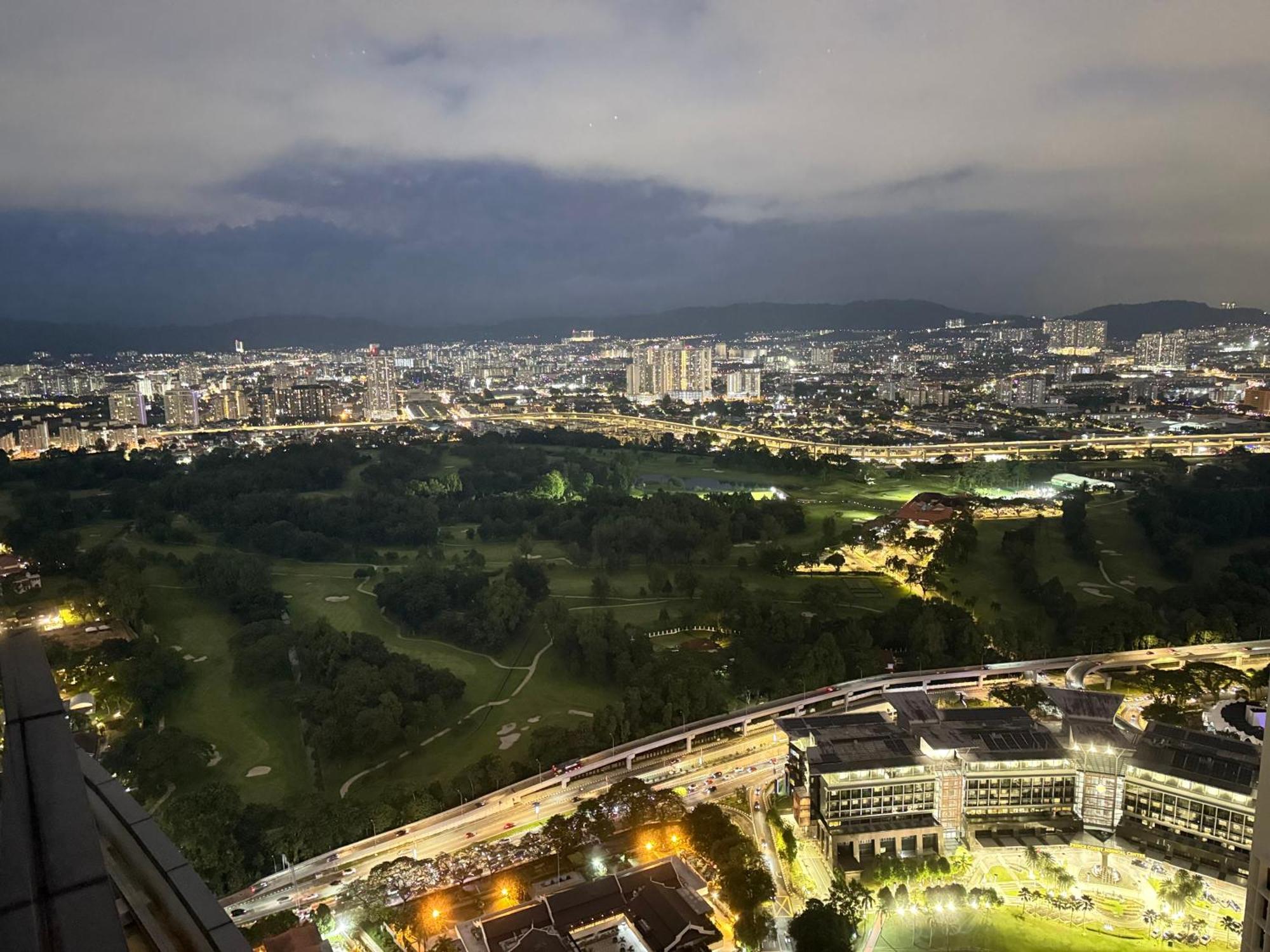 Eaton Residences Klcc By Armanee *