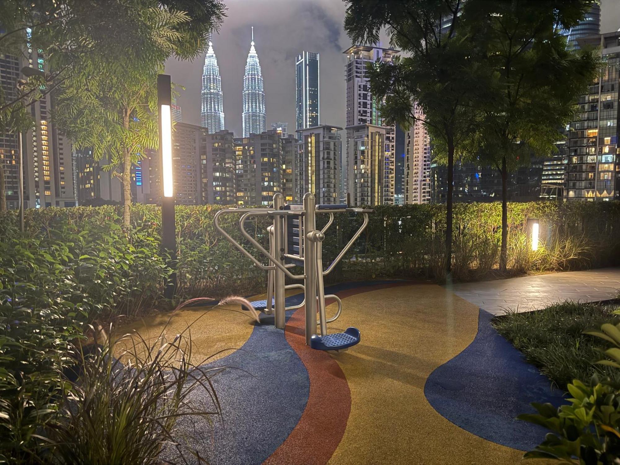 Eaton Residences Klcc By Armanee