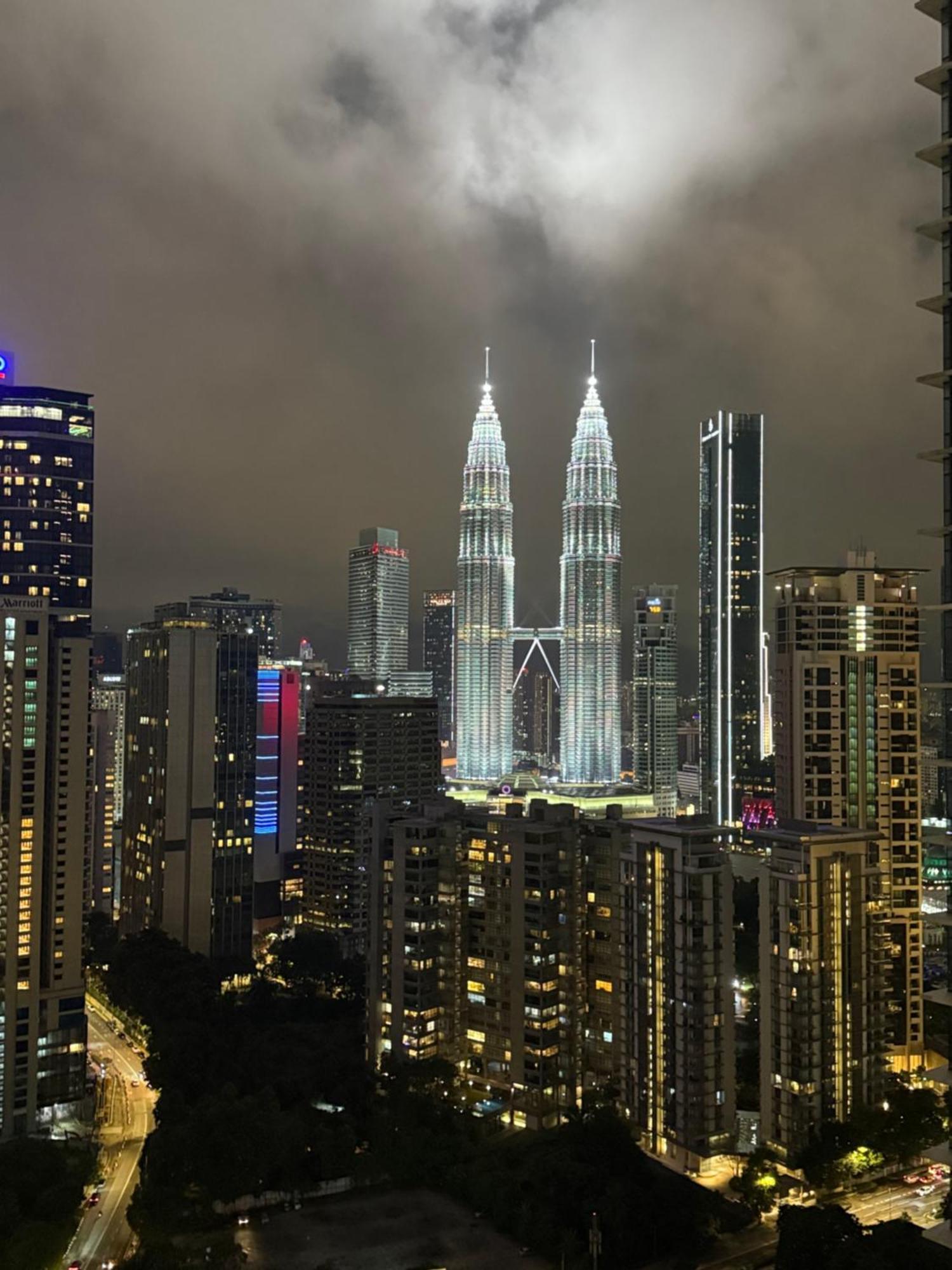 Pangsapuri Eaton Residences Klcc By Armanee Kuala Lumpur