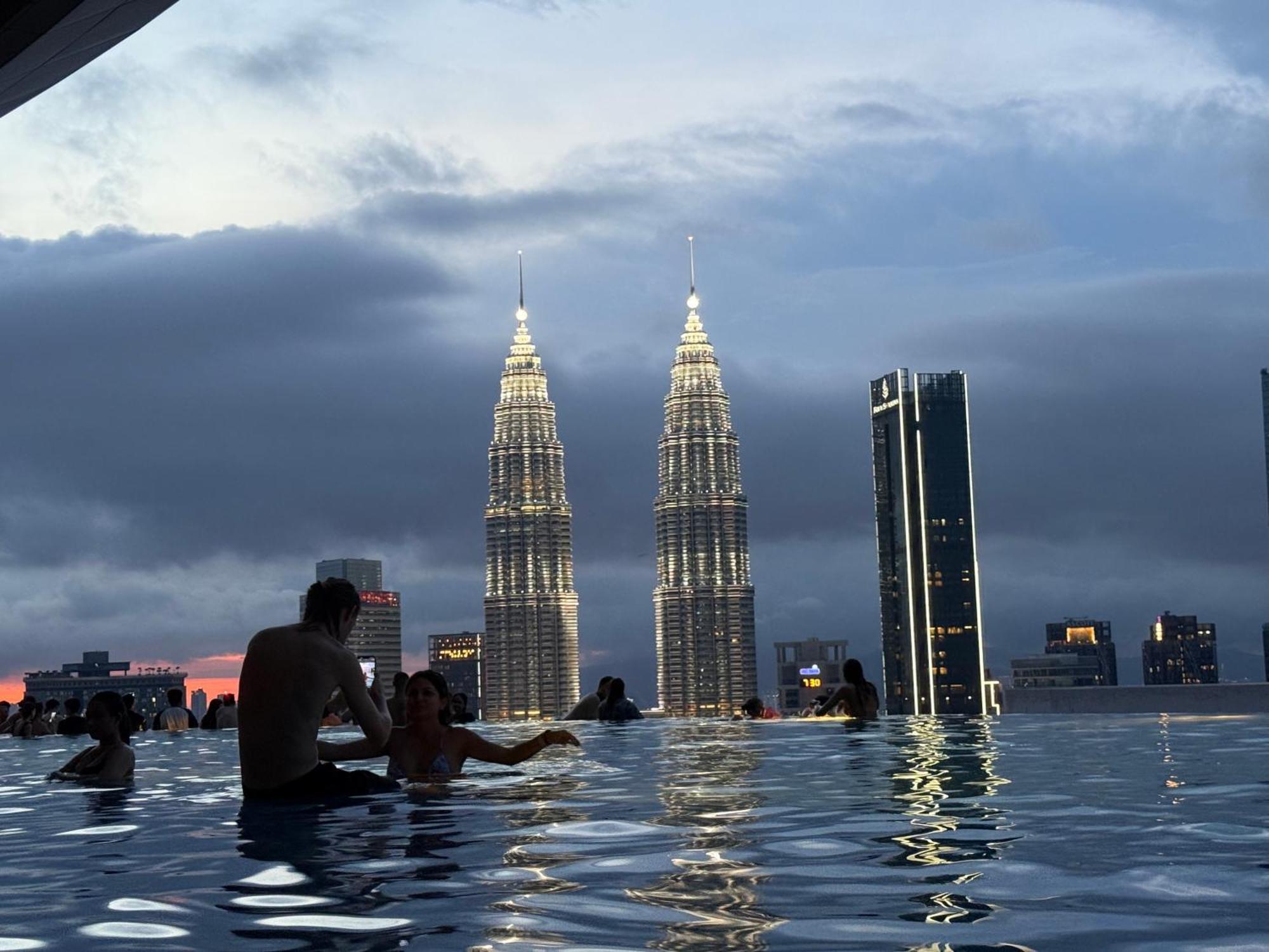 Eaton Residences Klcc By Armanee Kuala Lumpur